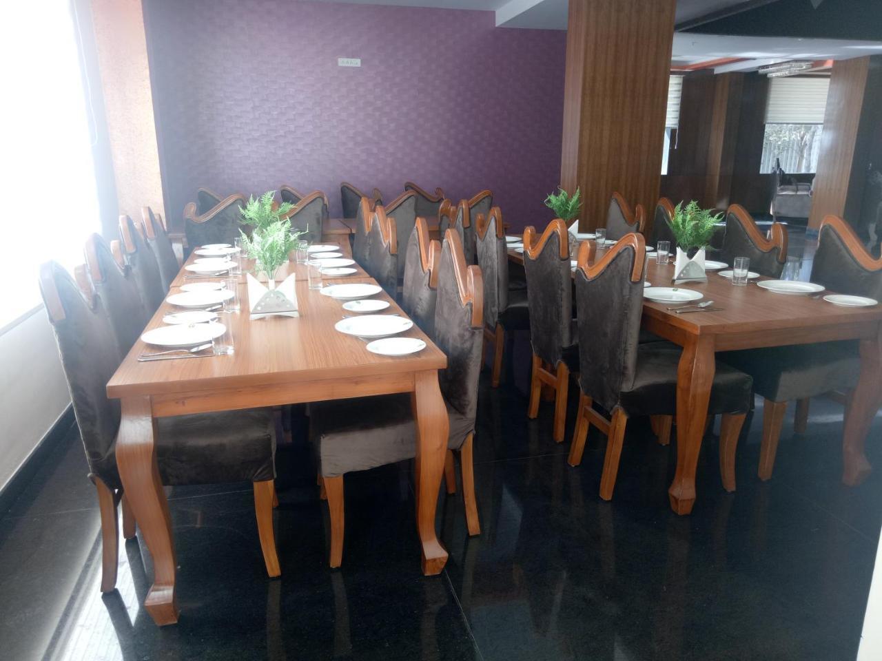 Npg Hotel Yelahanka Exterior photo